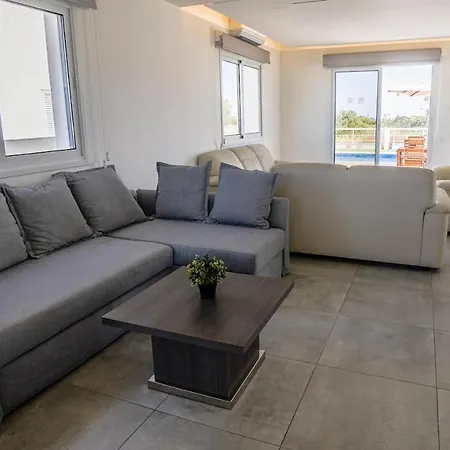 Villa Lara *